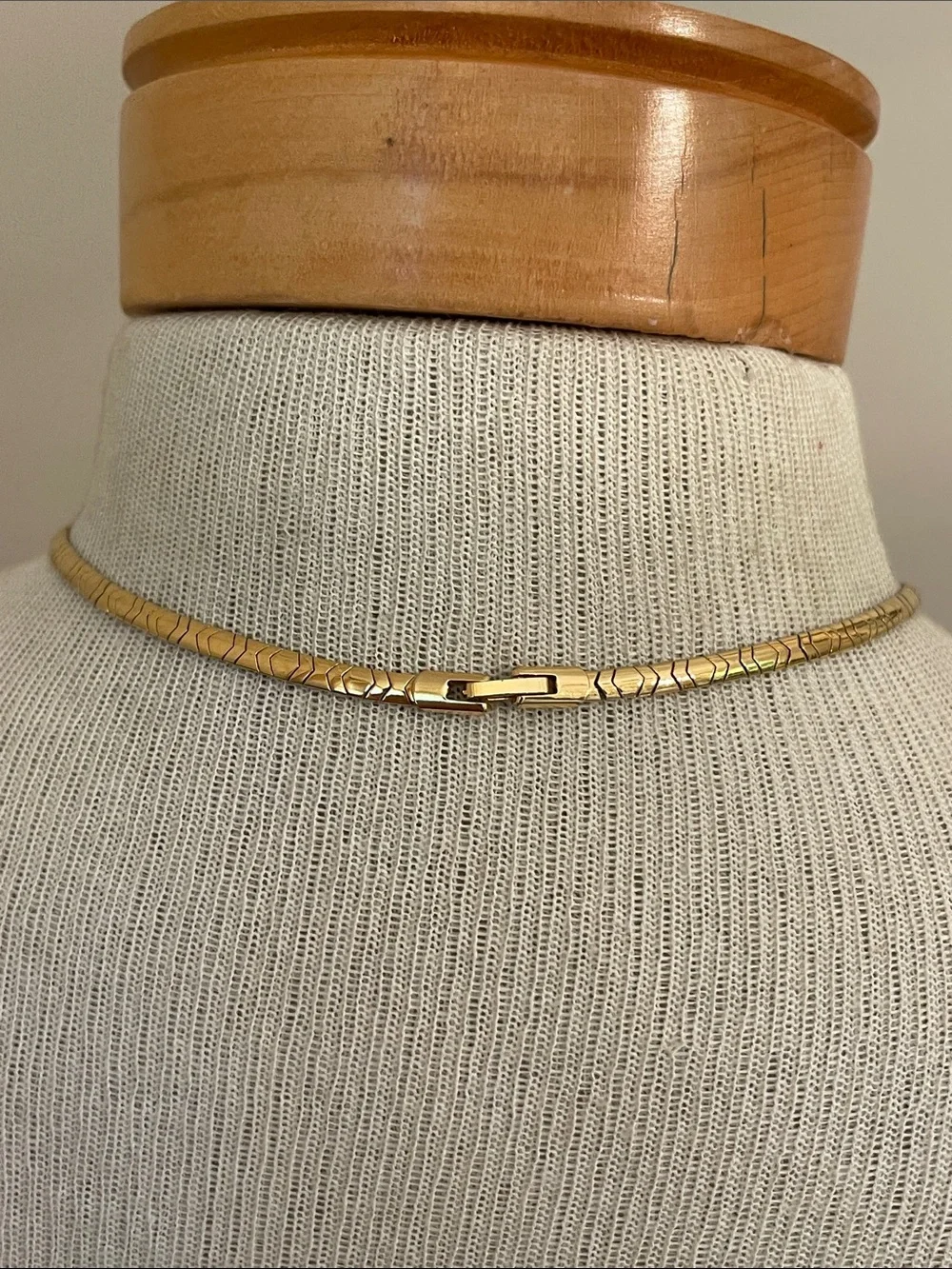 Vintage Gold-tone Omega with Chevron Pattern 16 1/8” approx